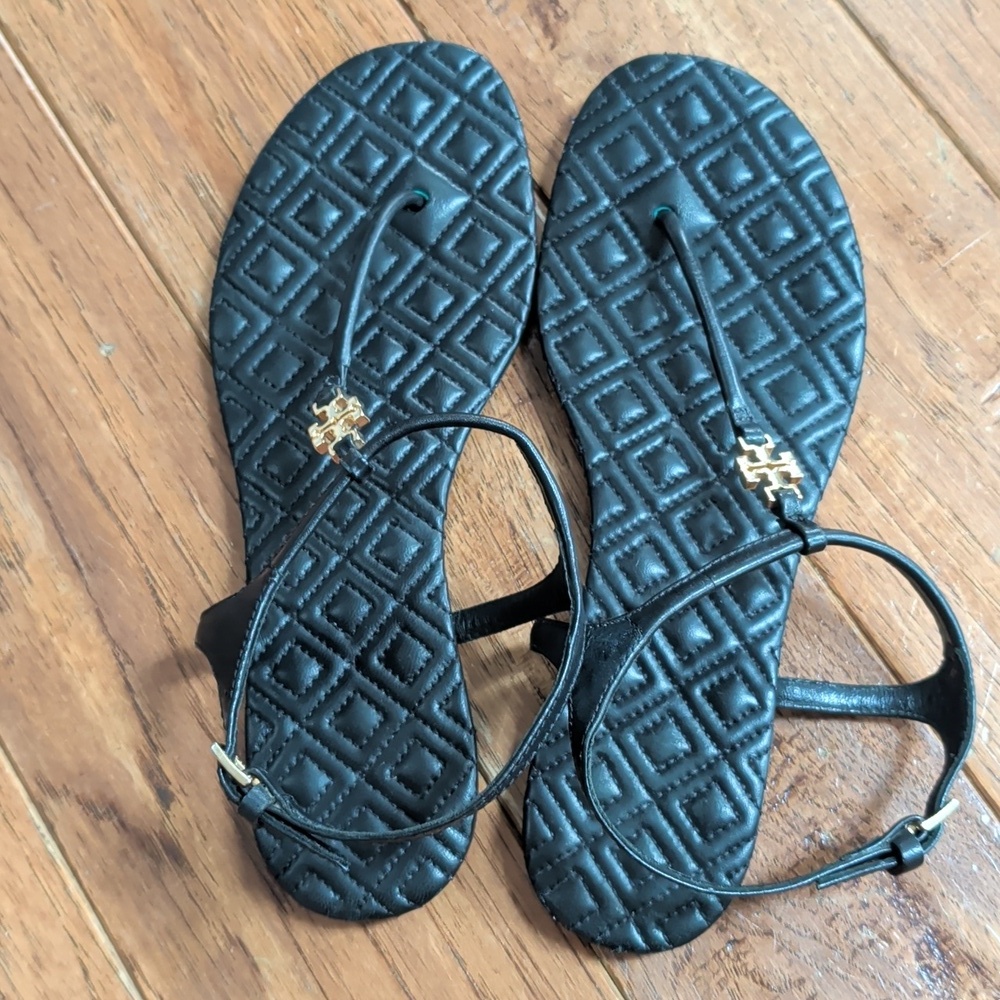 Tory Burch Marion Quilted Black Thong Sandals - Picture 4 of 7